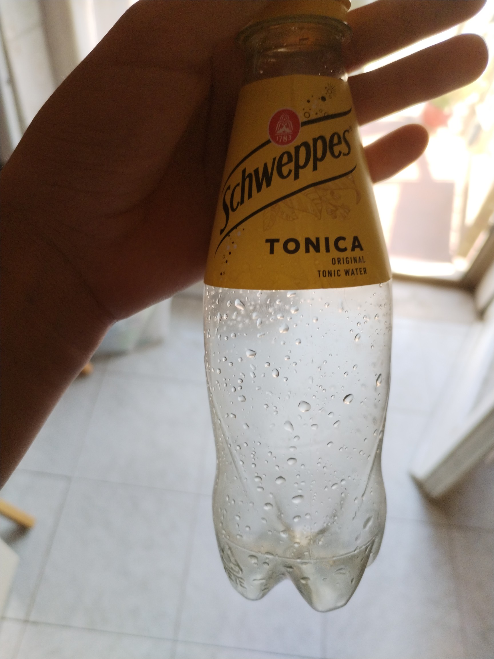 Tonic Water Drink