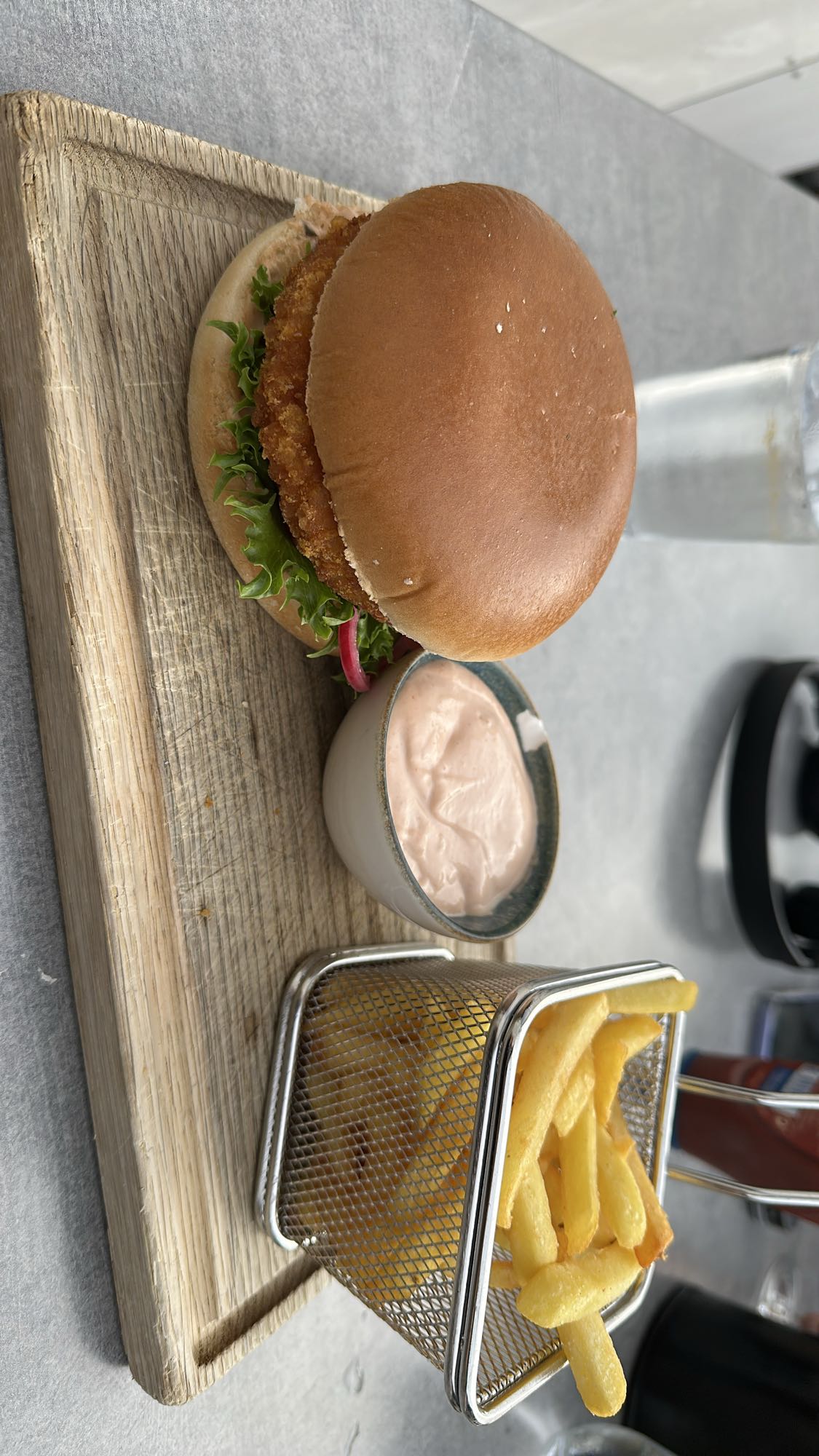 Kycklingburgare med pommes