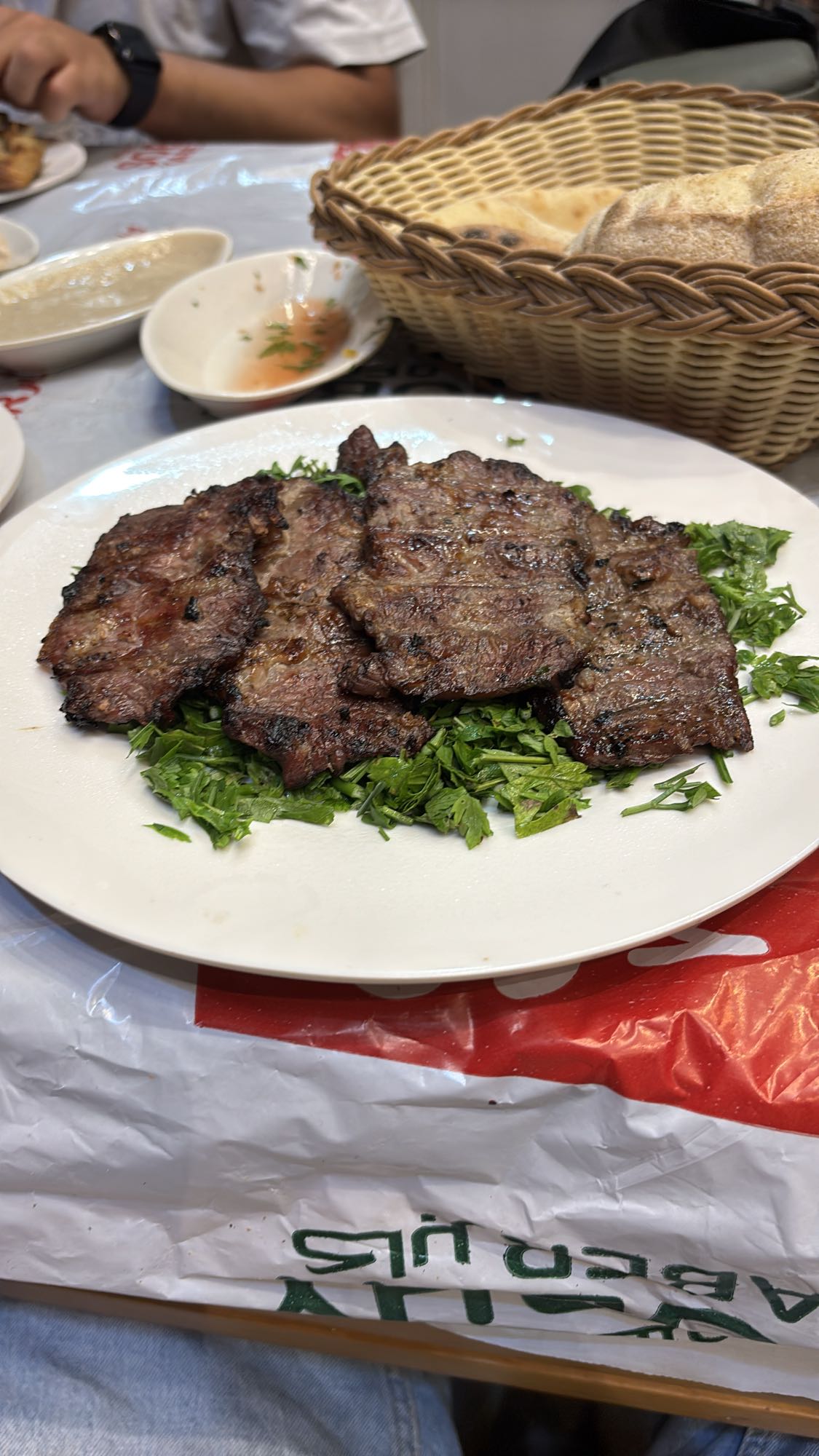Grilled beef with herbs
