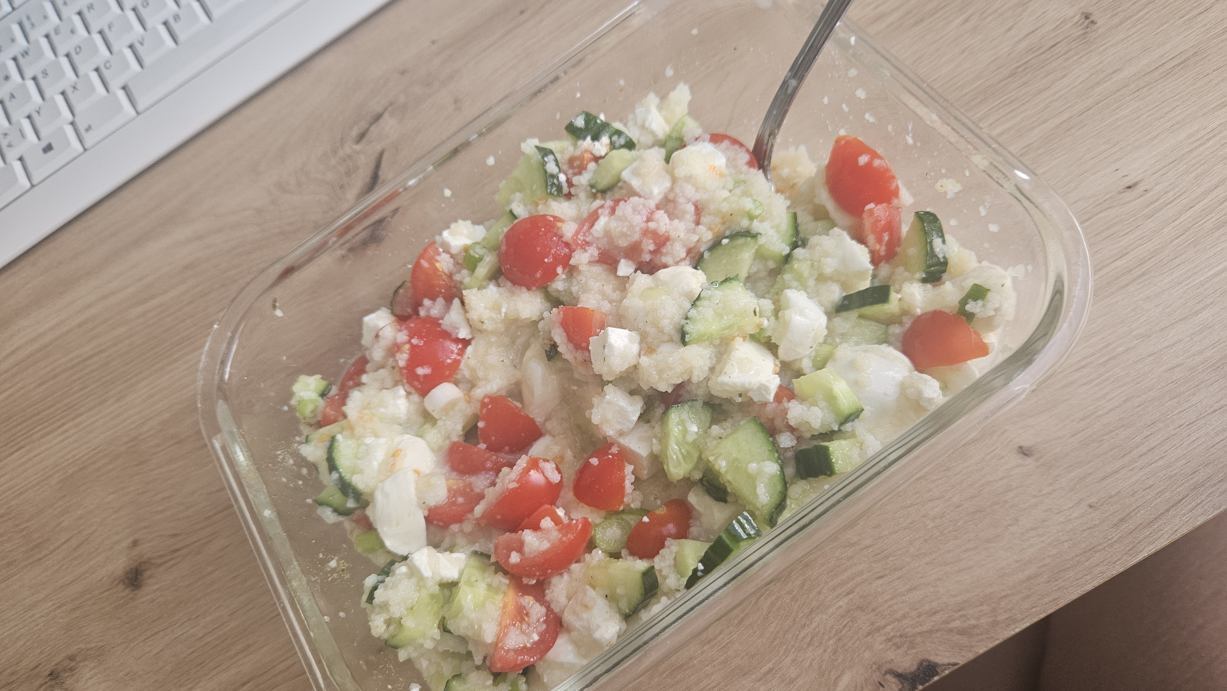 Couscoussalat mit Light Mozzarella und Light Feta