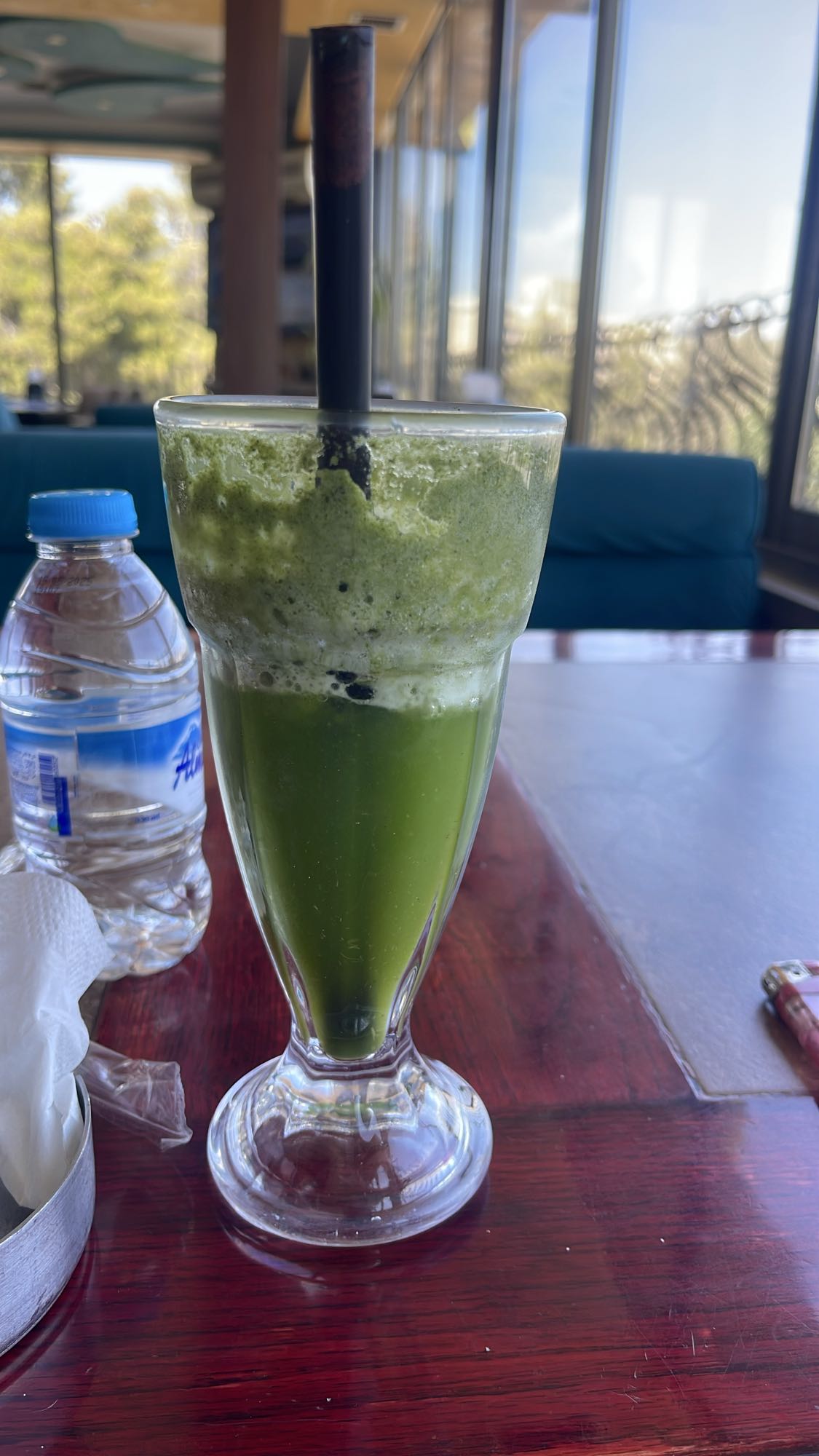 عصير سبانخ أخضر