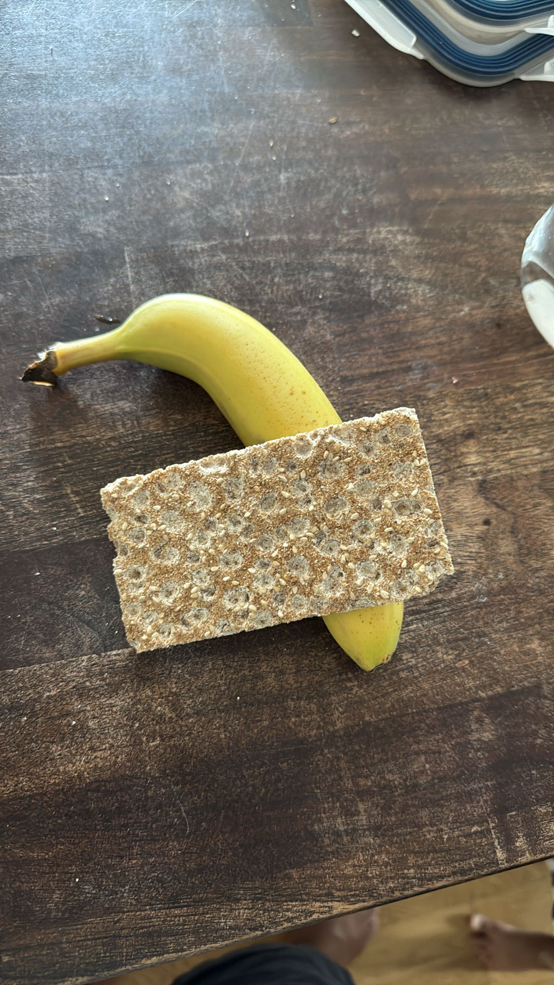 Banan och knäckebröd