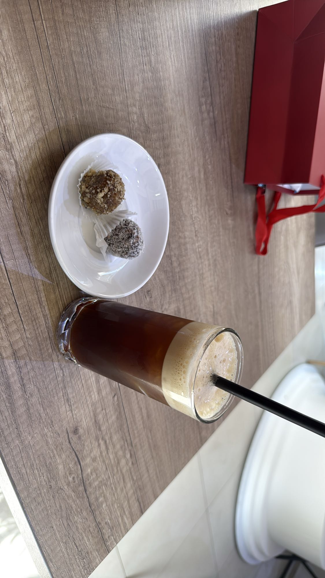 кофе и энергетические шарики