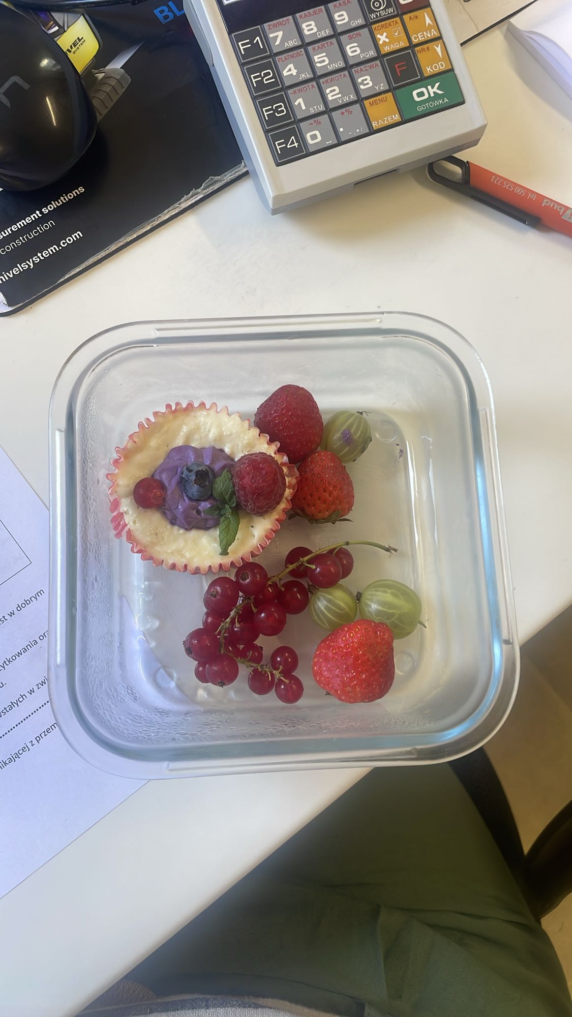 Mini sernik z owocami