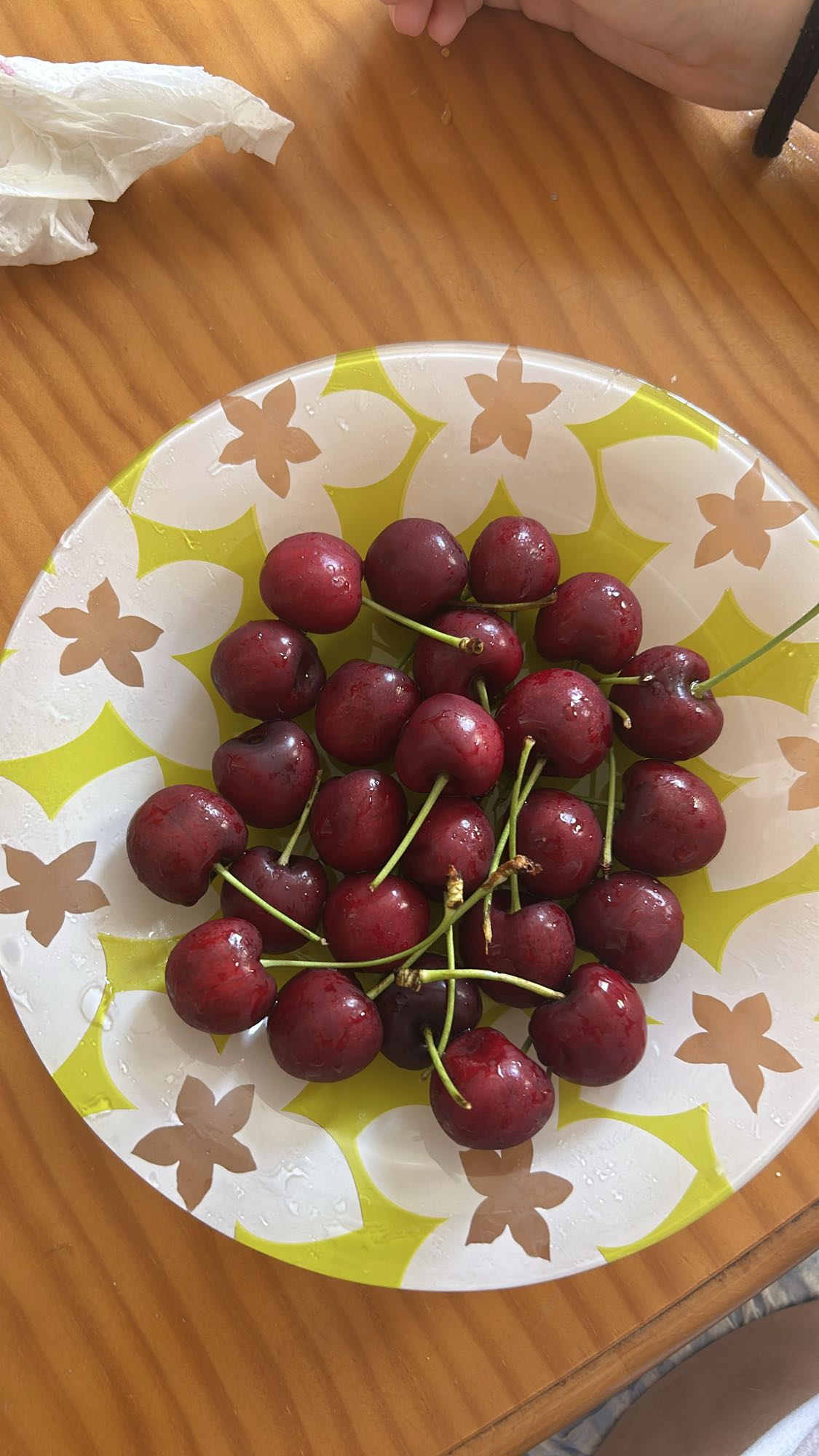 cerezas frescas
