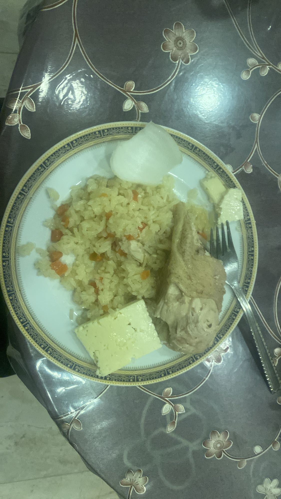 Rice with chicken and tofu