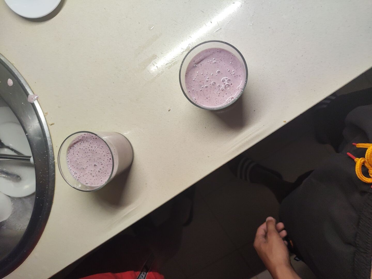 batido de frutas moradas