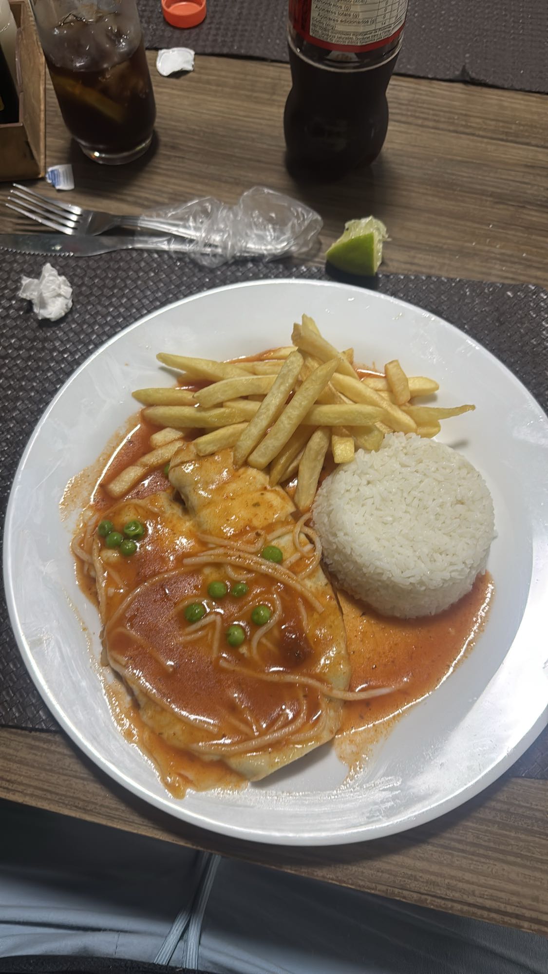 Frango com arroz e batata