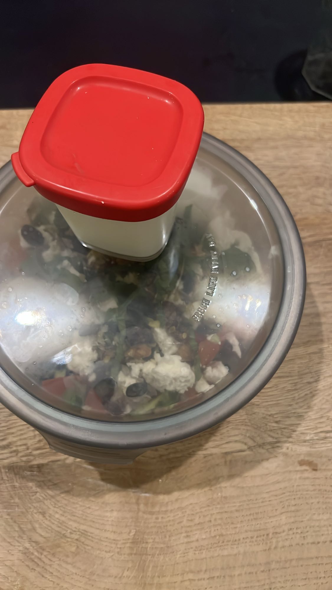 Salade fromage et légumes