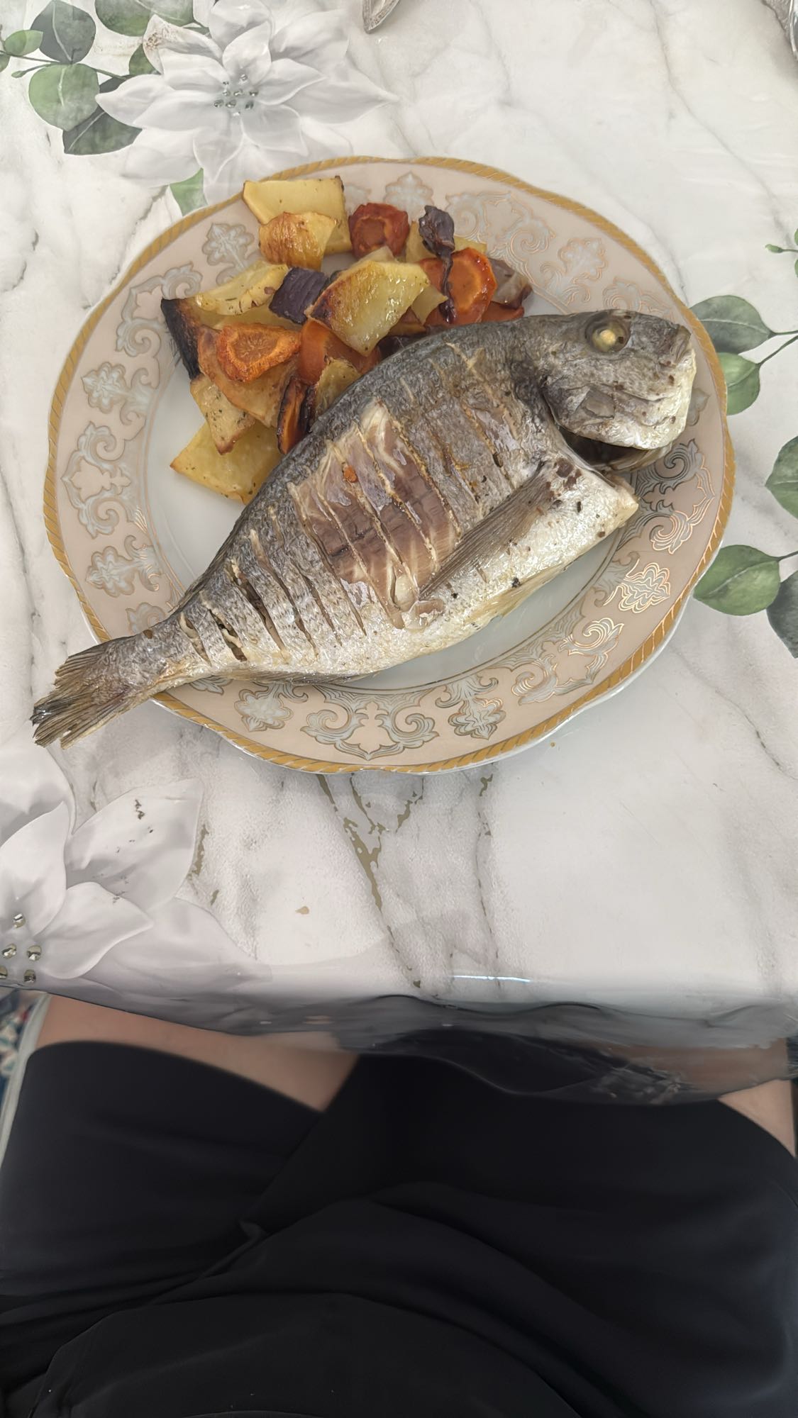 Запечённая рыба с овощами