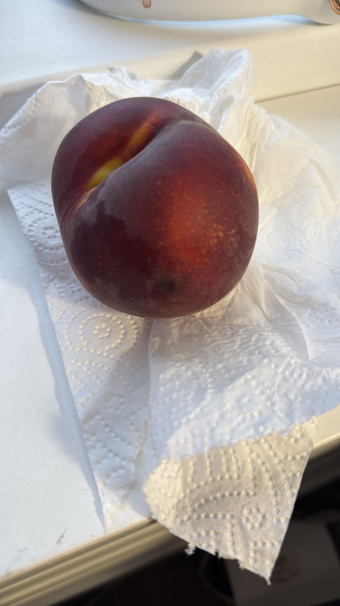 Piersică proaspătă