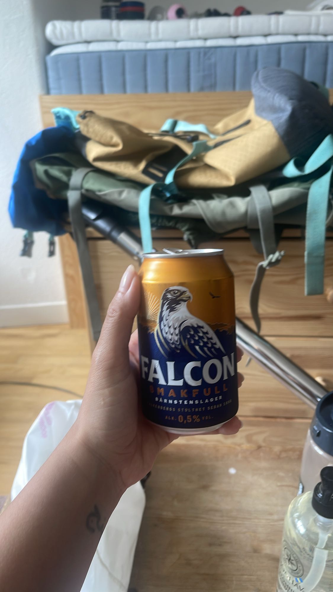 Falcon lättöl burk