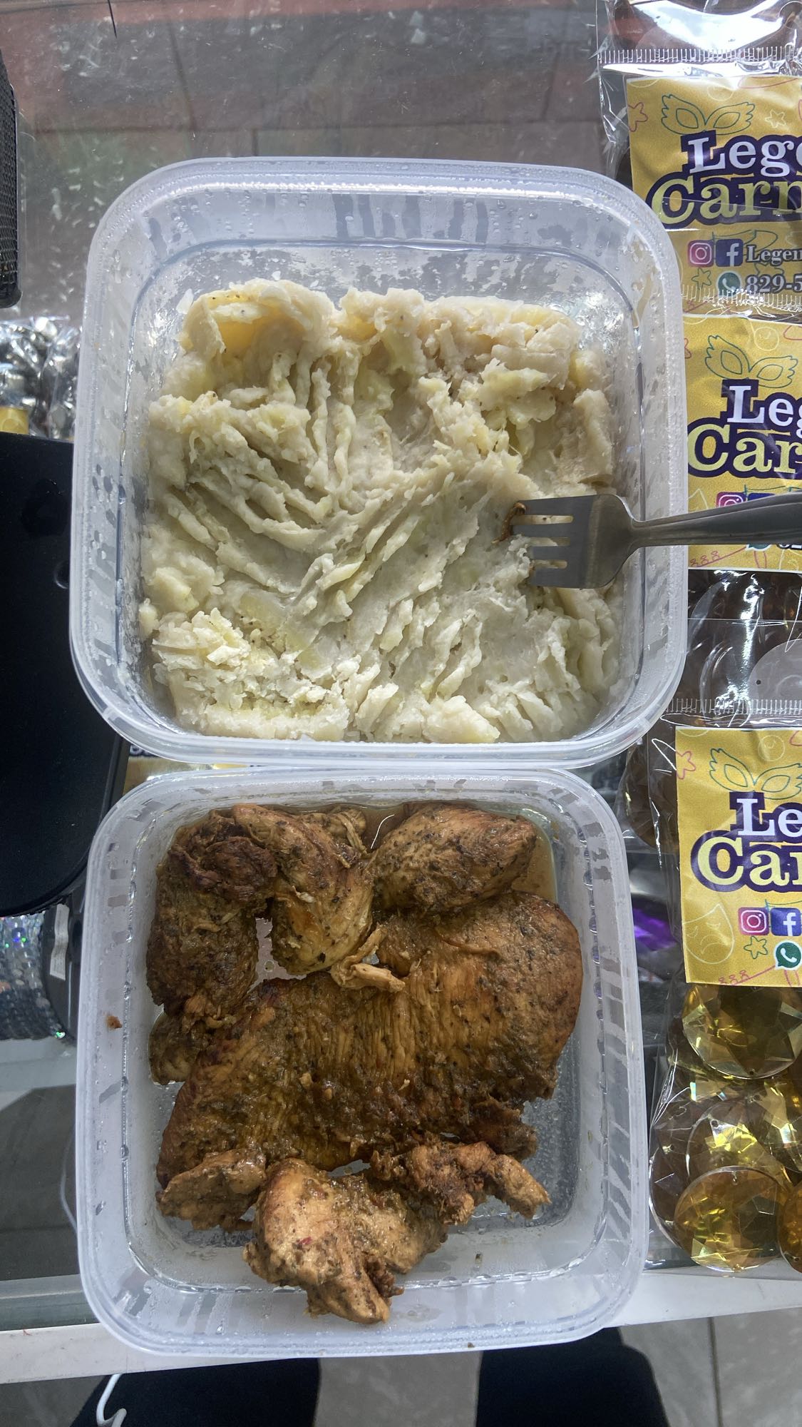 Pollo con puré de papas