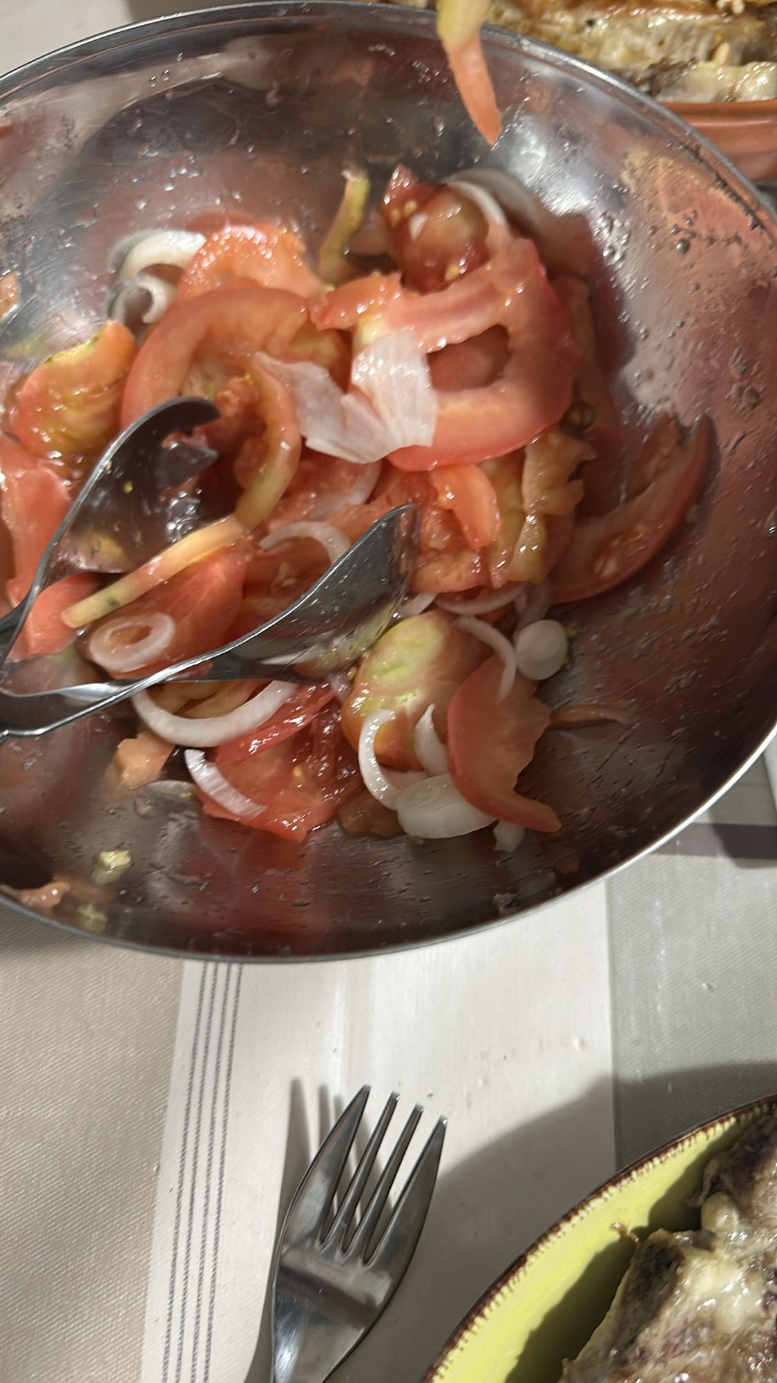 Salada de tomate e cebola