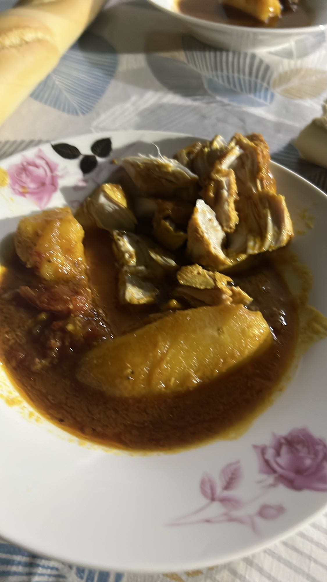 Boiled plantain & chicken