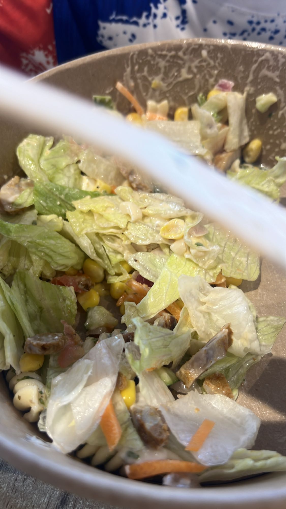 Kycklingsallad med pasta