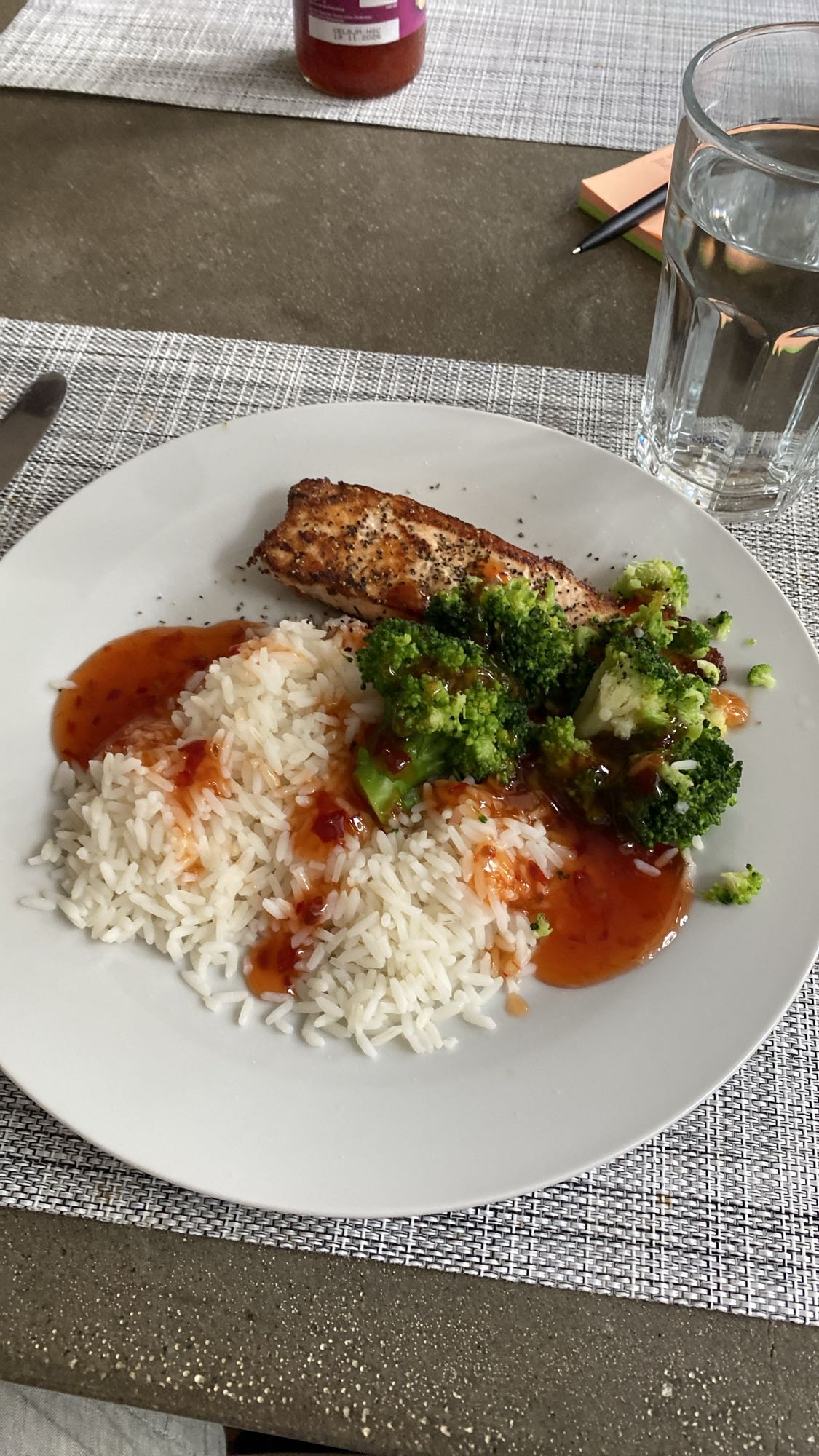 Lax med ris och broccoli