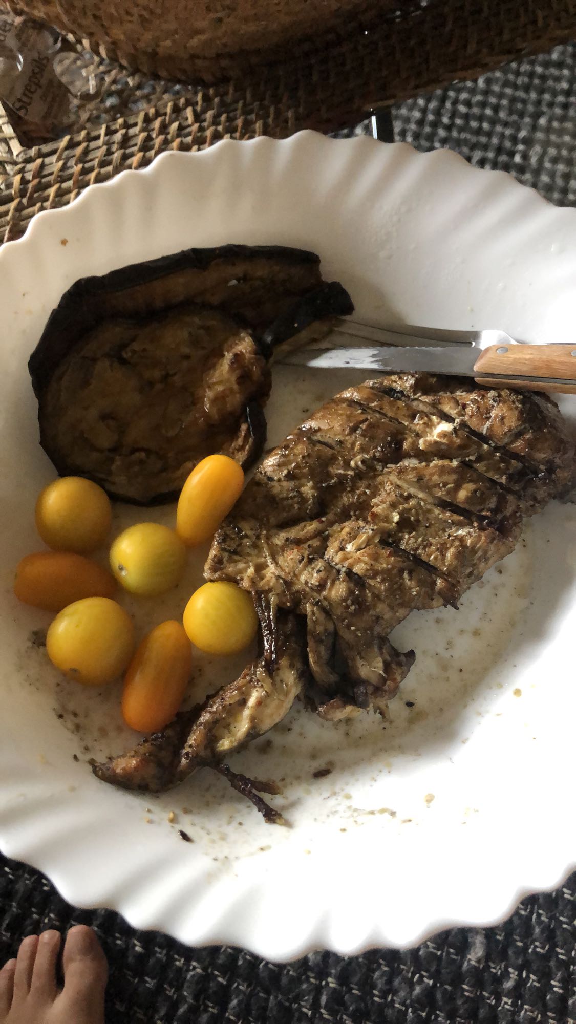 Aubergine, tomates, poisson