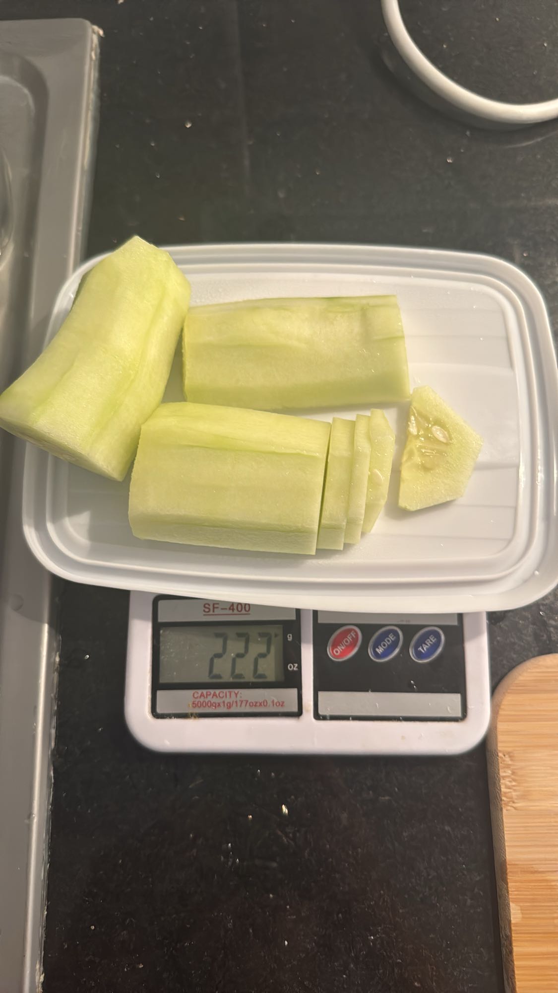 огурец, сырой