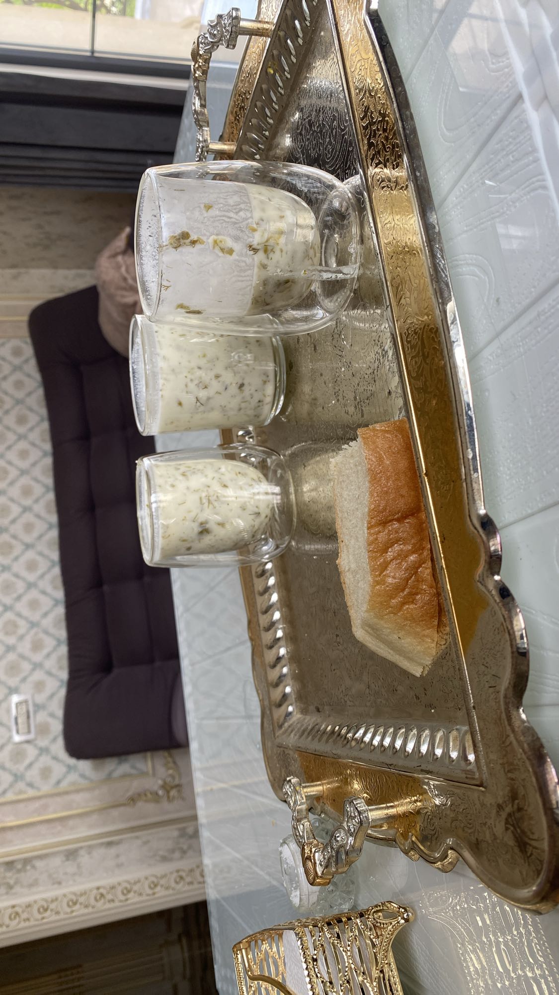 Yogurt dip without bread with cola and chocolate ice cream and 10 small dolma and medium lays