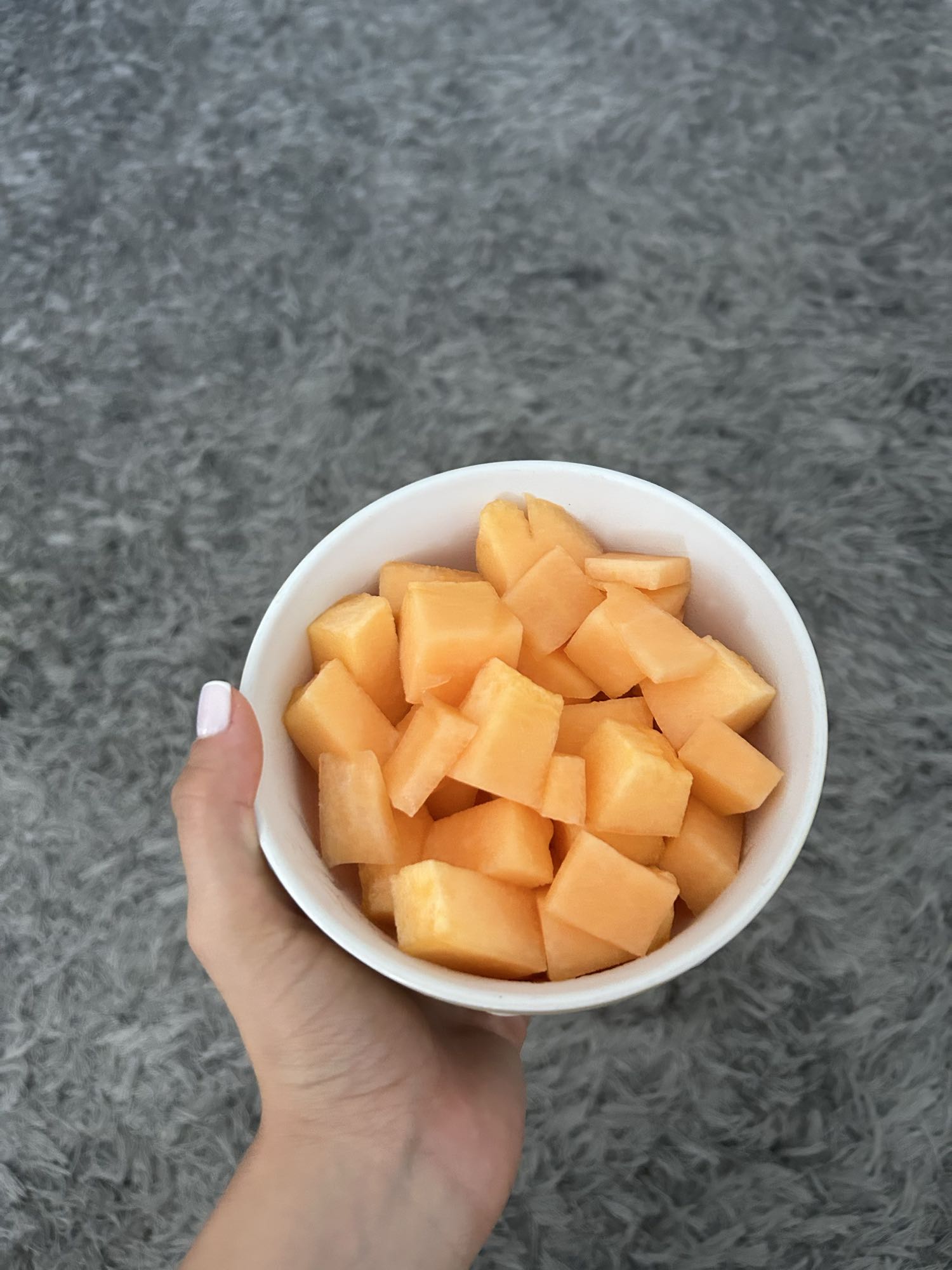 Bol cu pepene galben