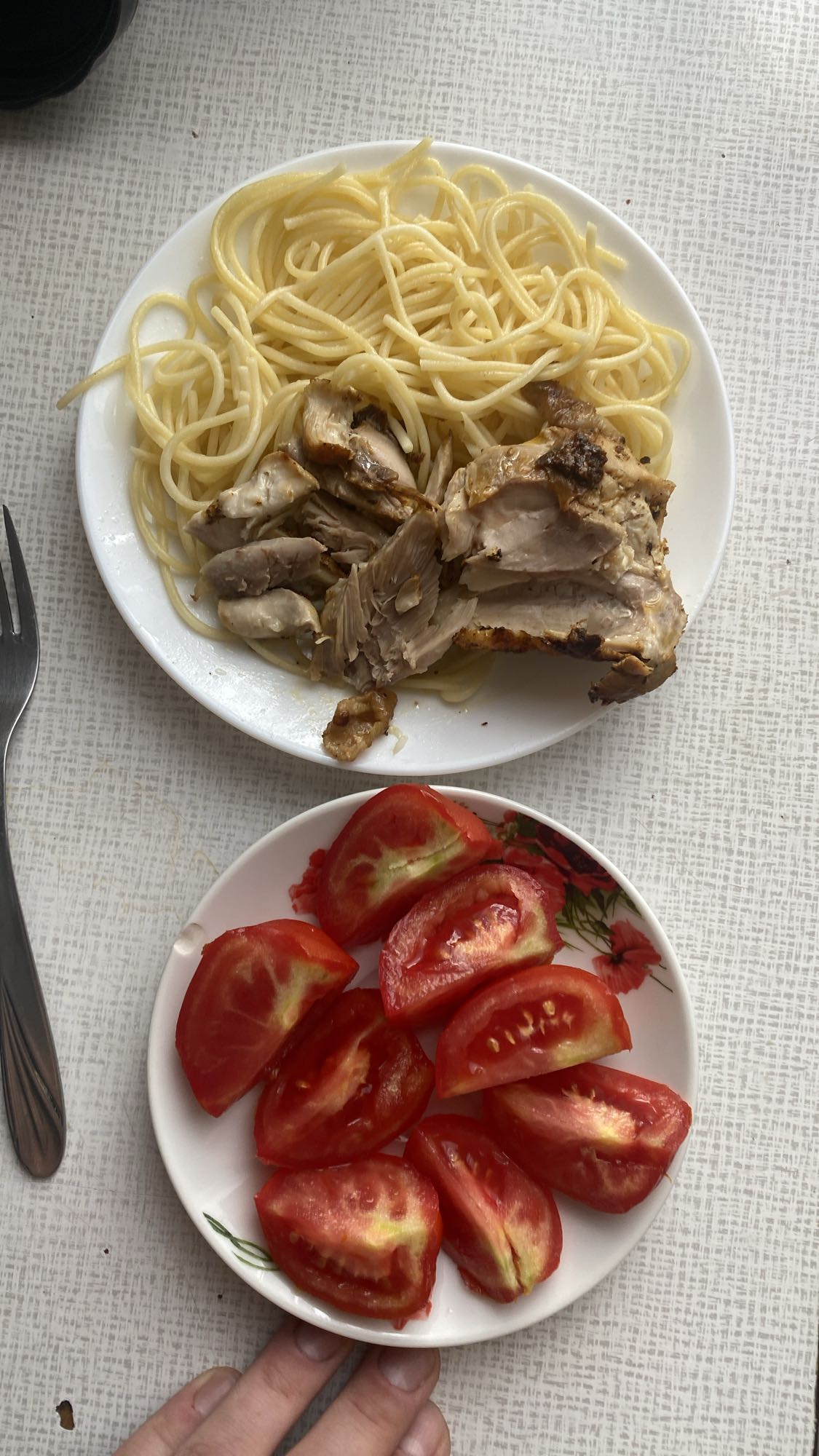 курица с макаронами и томатами