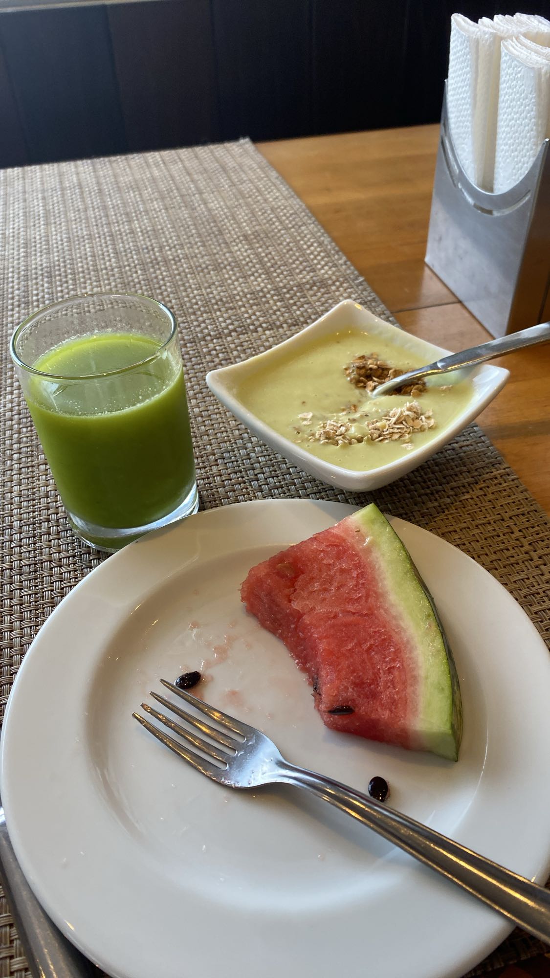 Café leve com frutas