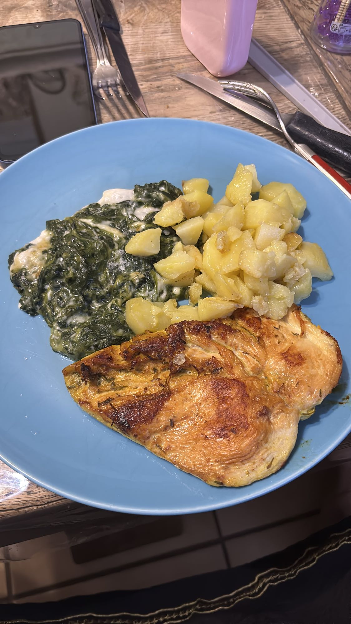 Poulet, épinards, pommes de terre