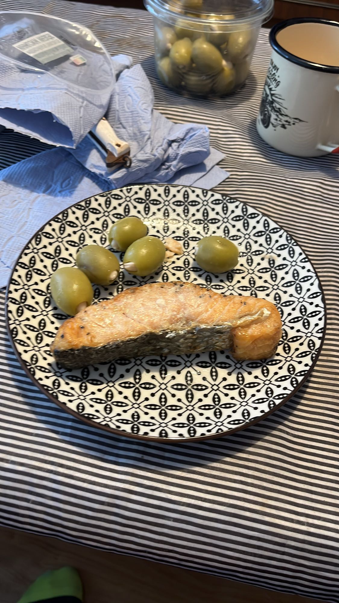 Сьомга с маслини