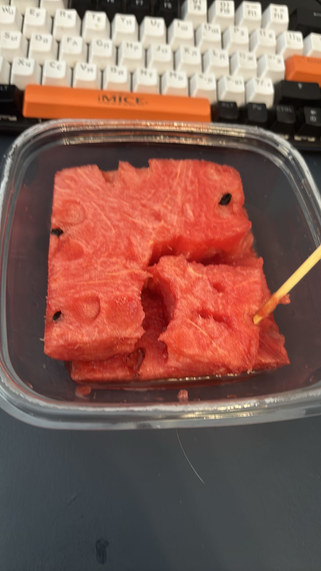 Арбузные кусочки