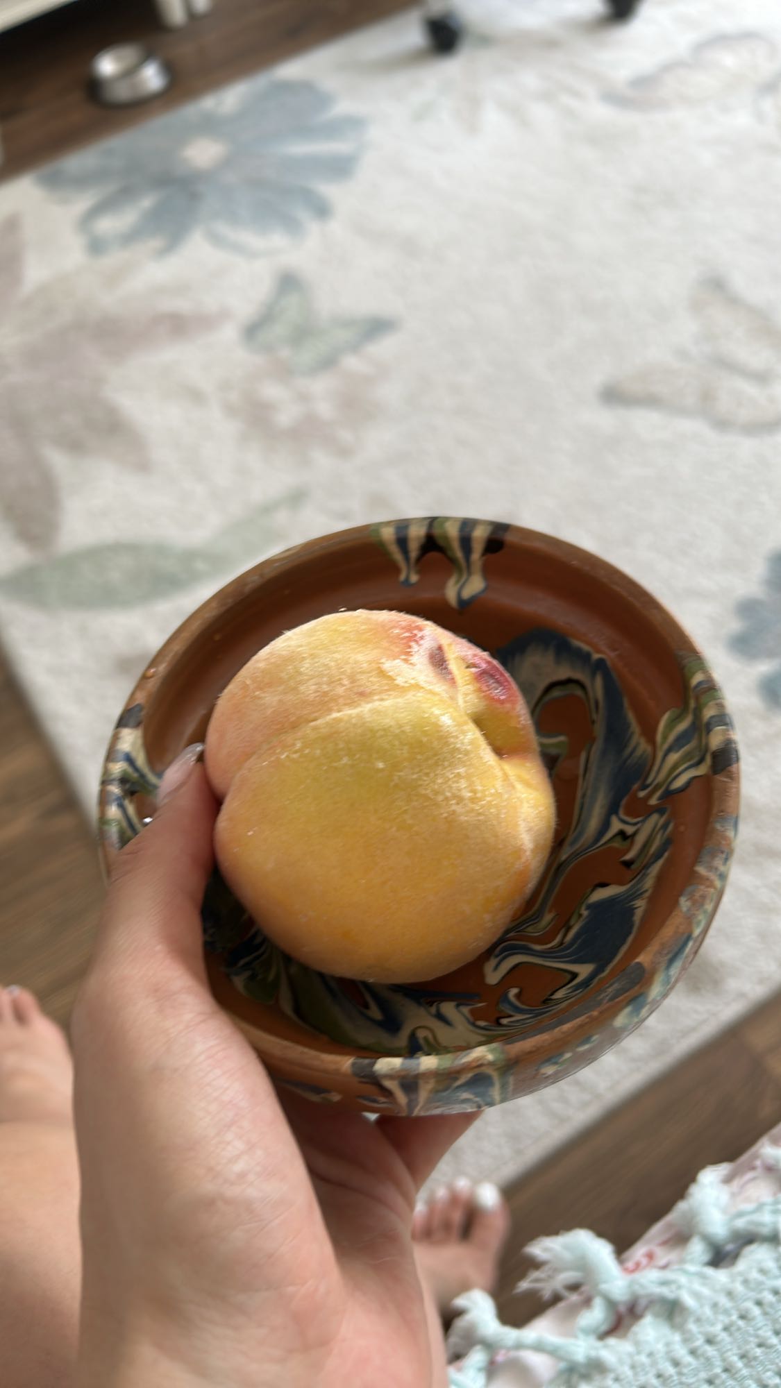 Piersică proaspătă