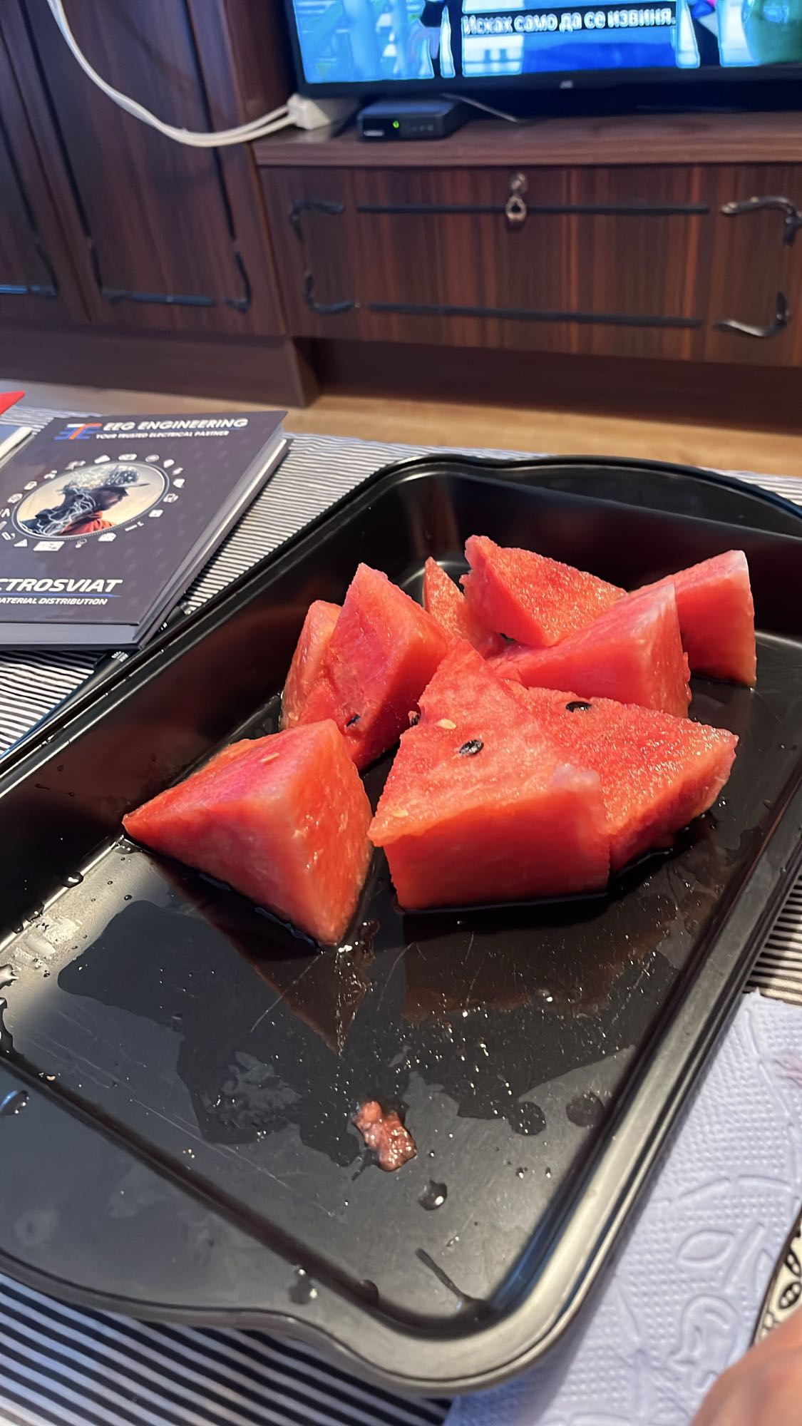 Диня нарязана