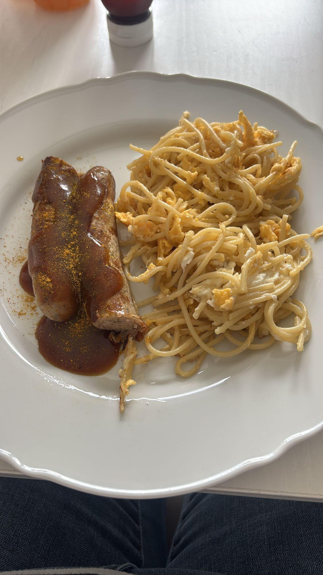 Wurst mit Spaghetti