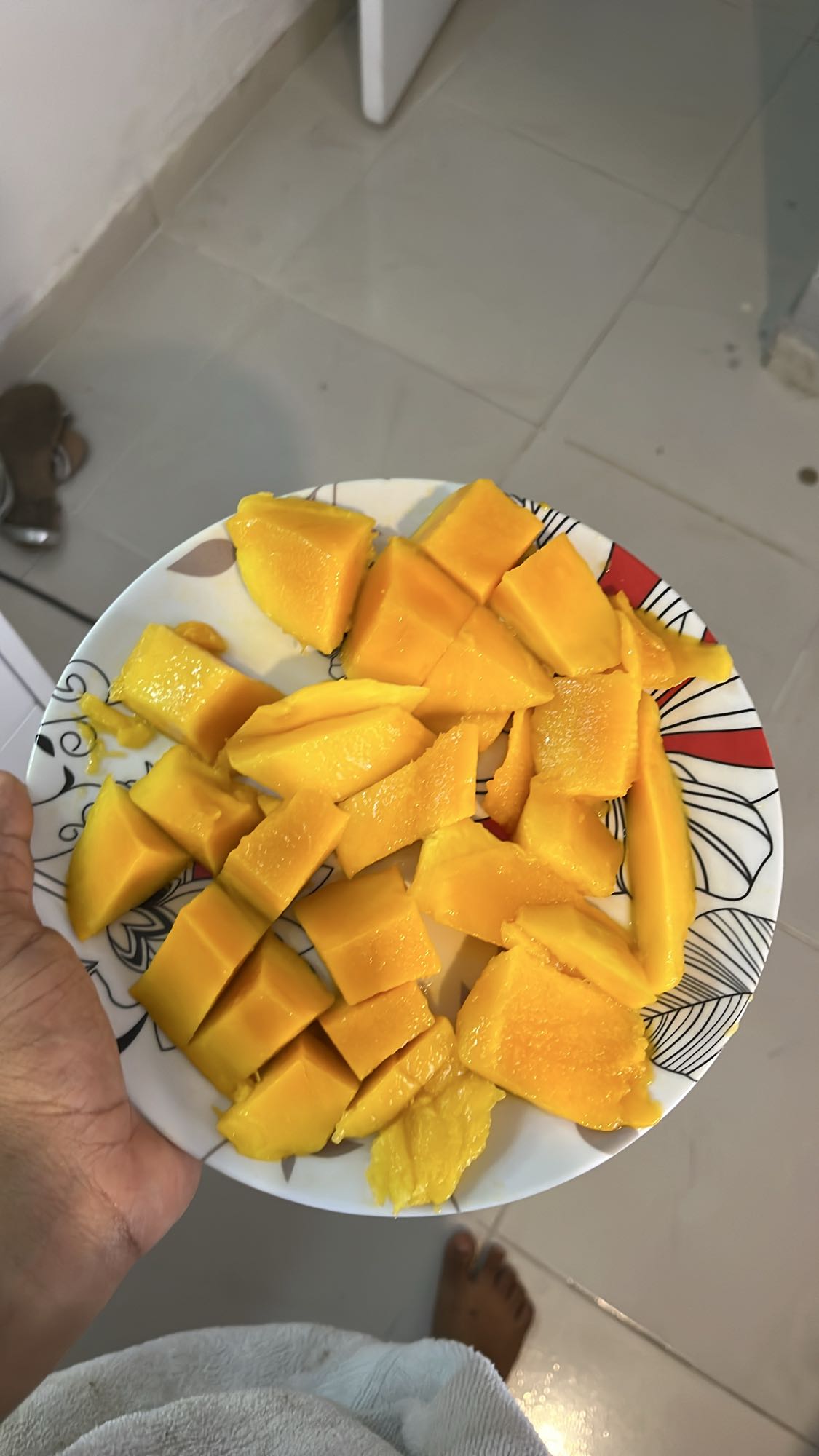 Plato de mango fresco