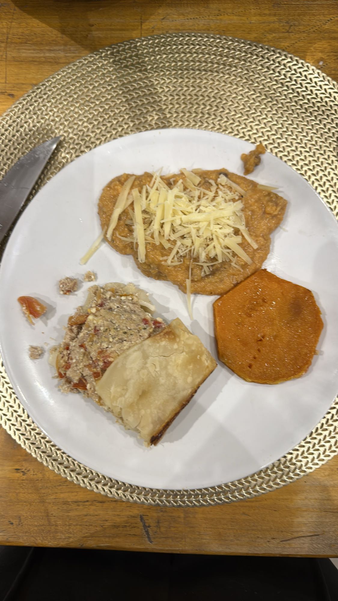 Plato mixto con queso