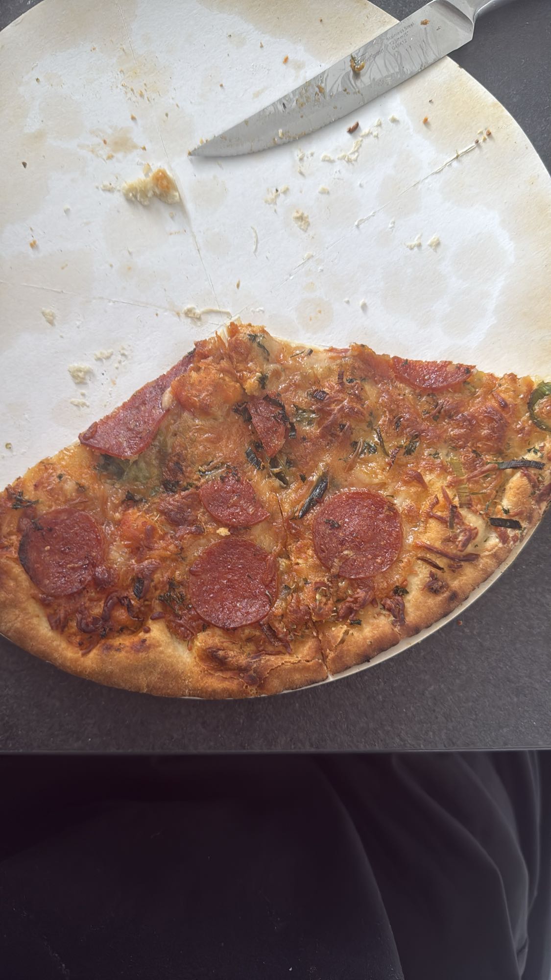 Pepperoni pizza stuk