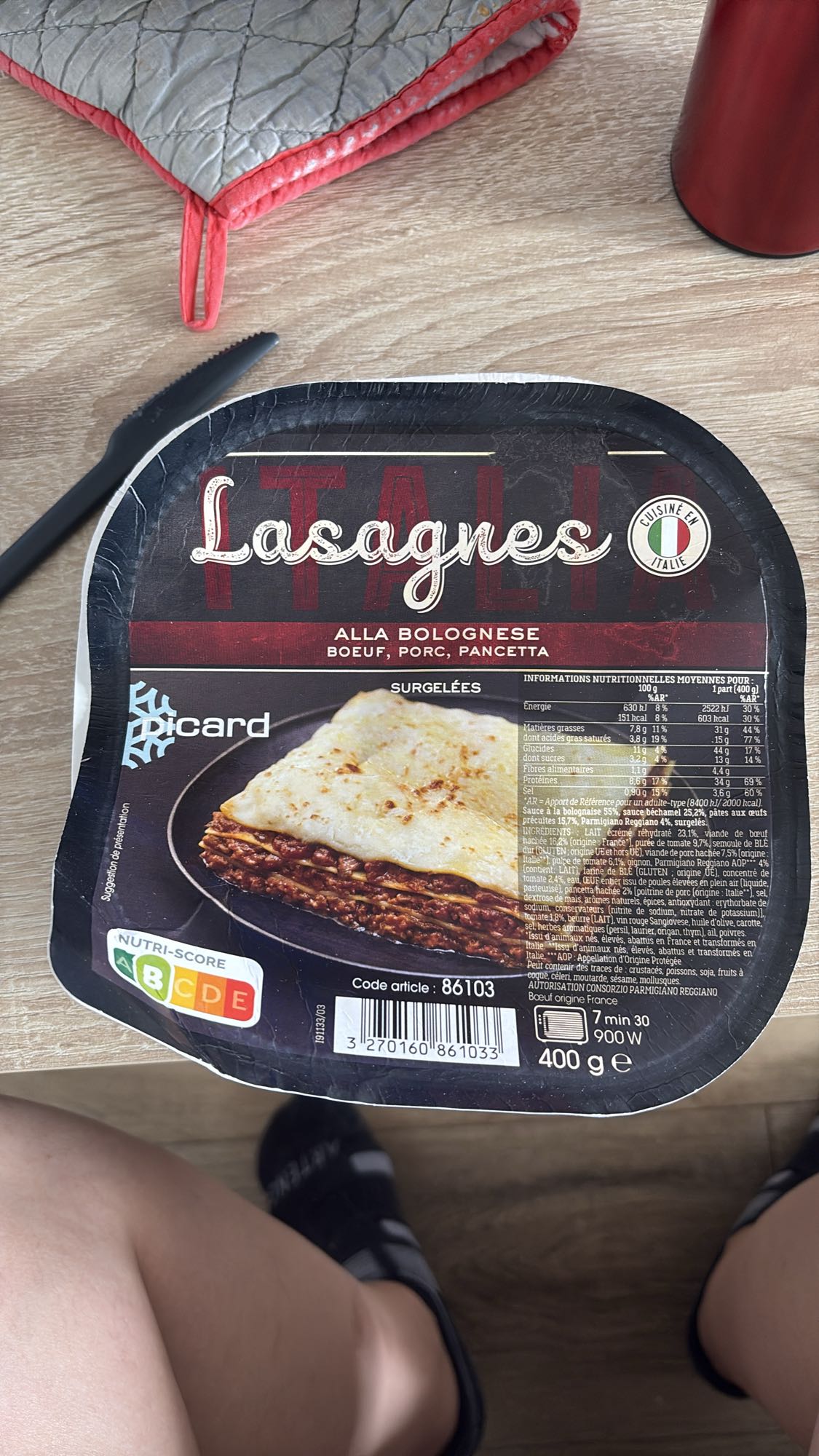 Lasagnes bolognaises avec glace sorbet pastèque