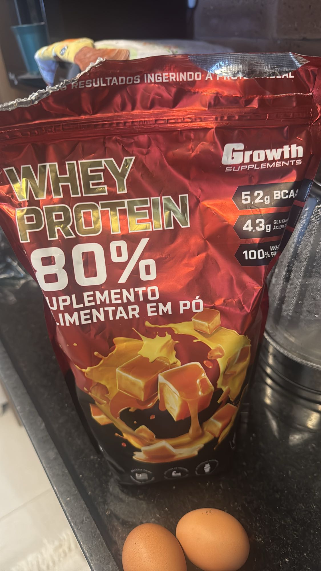 Whey protein com 3 ovos, chia, psyllium e canela