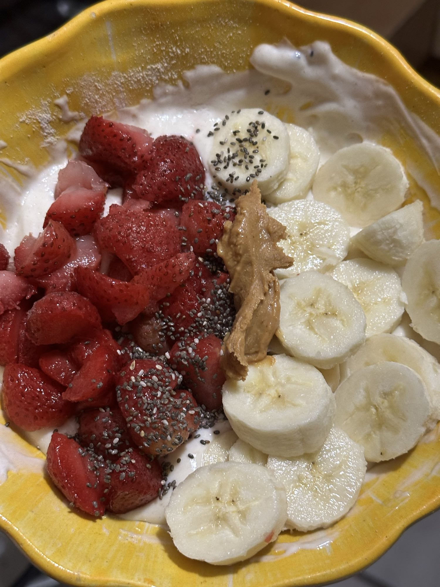 Tazón de yogur con frutas