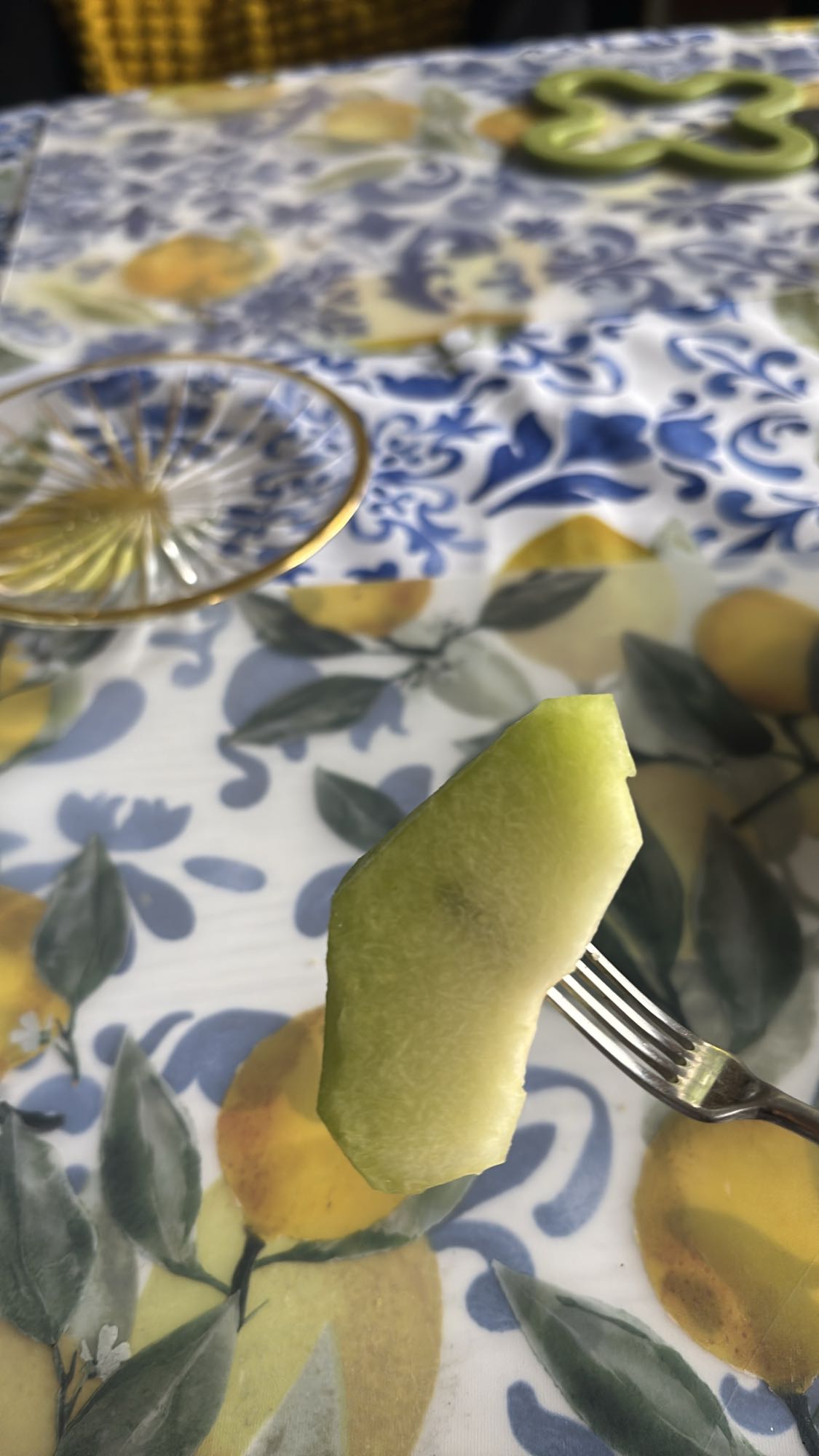 Plaster miodowego melona