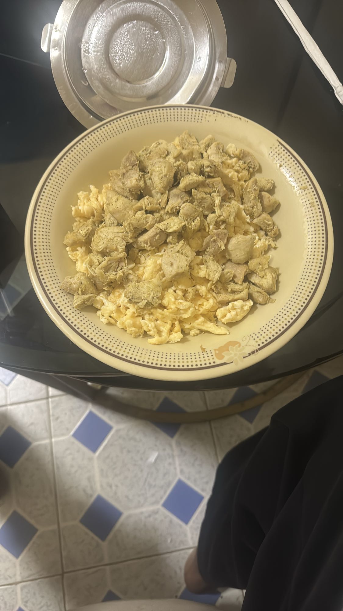 Chicken and Scrambled Eggs