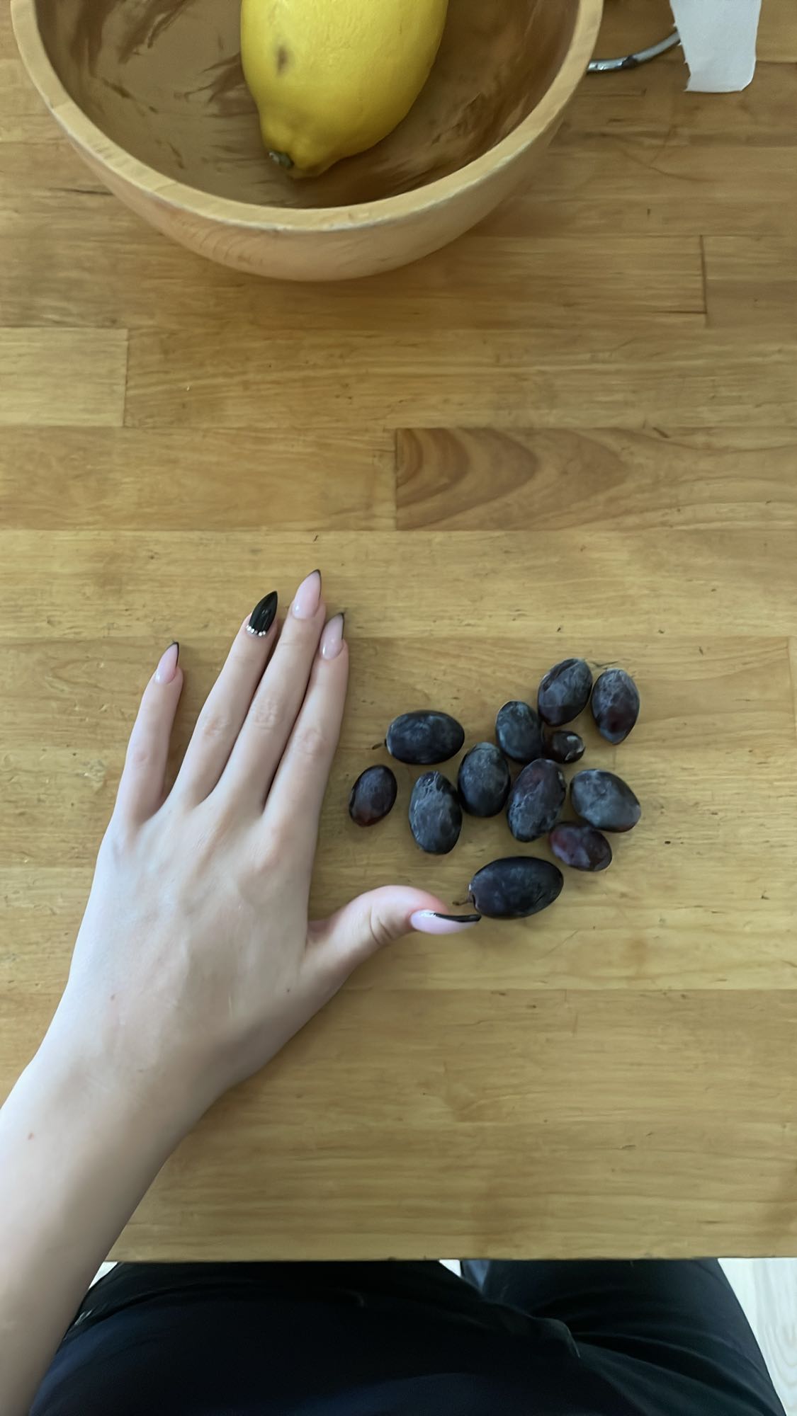 Grapes and Lemon Snack
