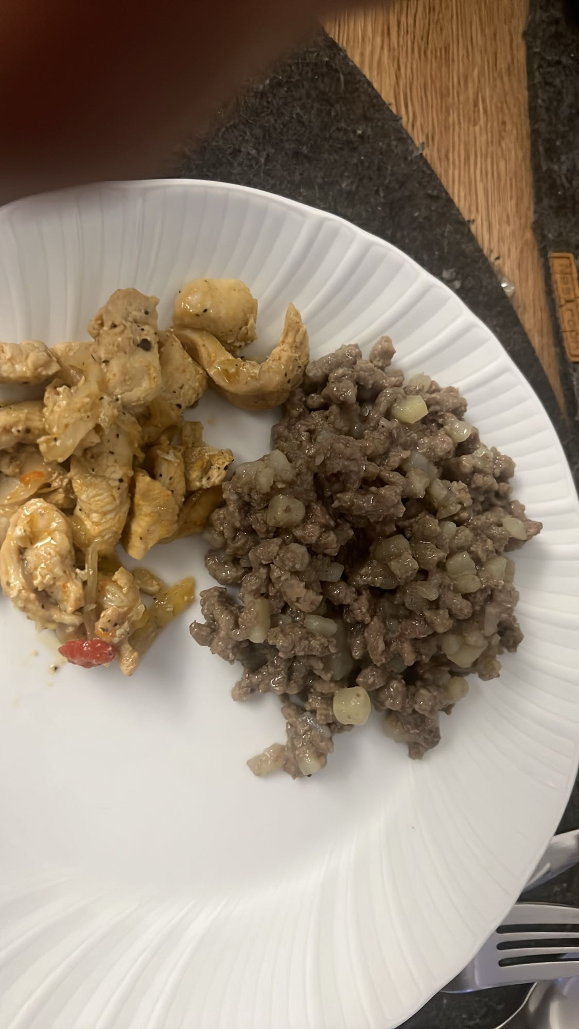 Tavuk ve Kıymalı Tabak