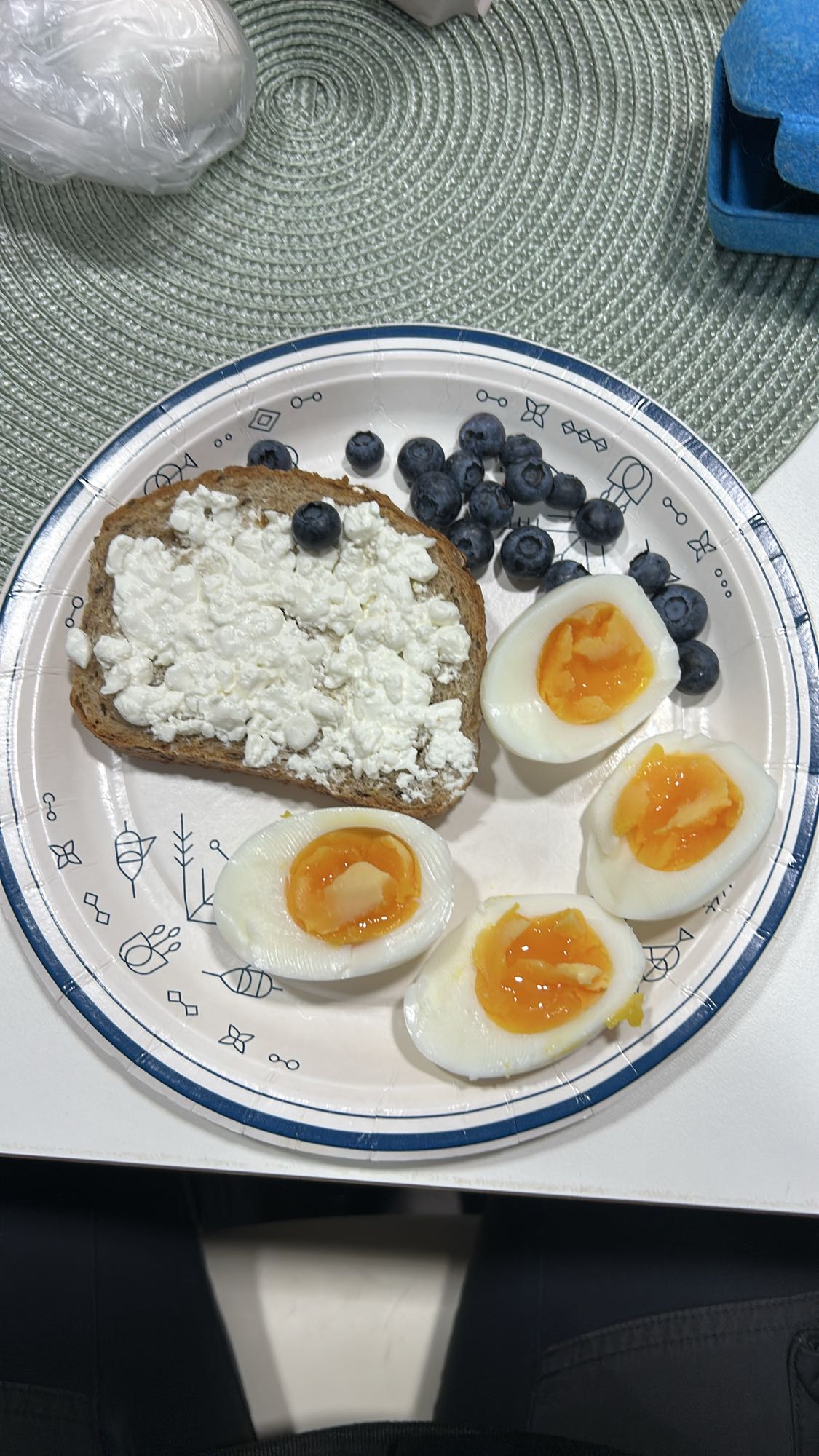 Eggs og cottage toast