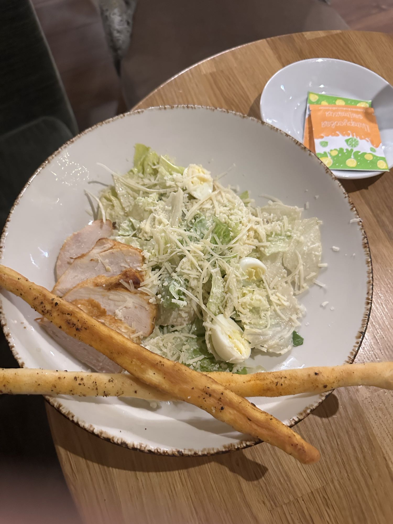 Цезарь с курицей