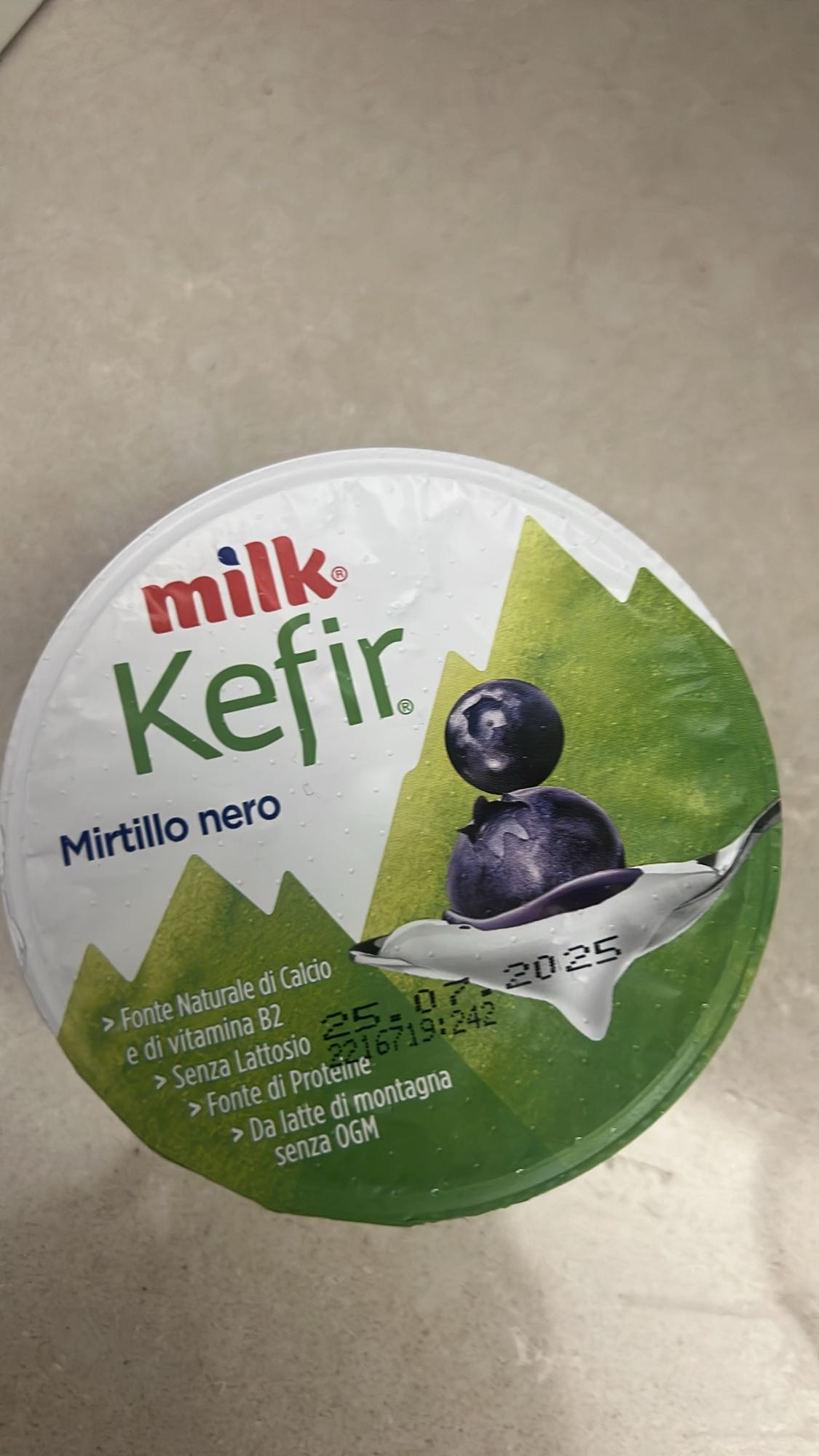 Kefir mirtillo nero