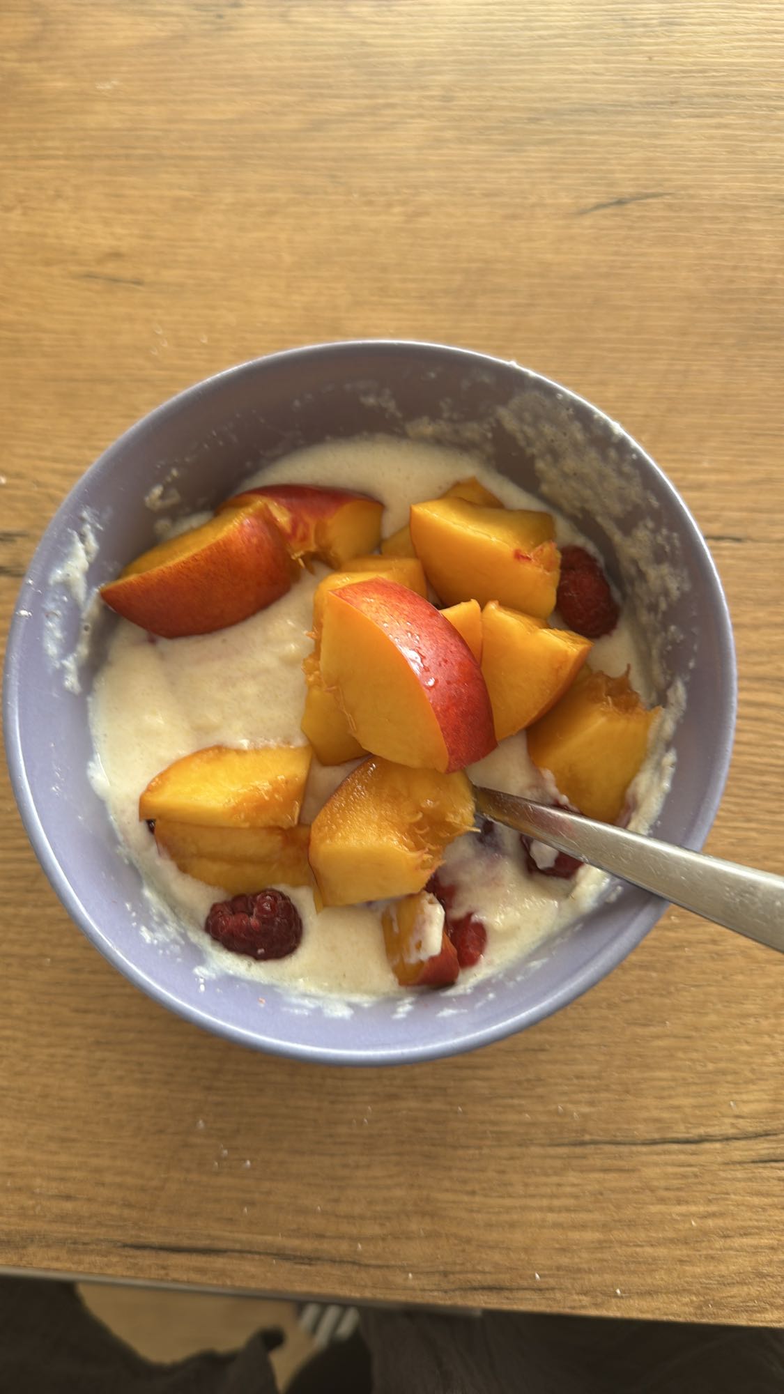 Grießbrei mit Obst