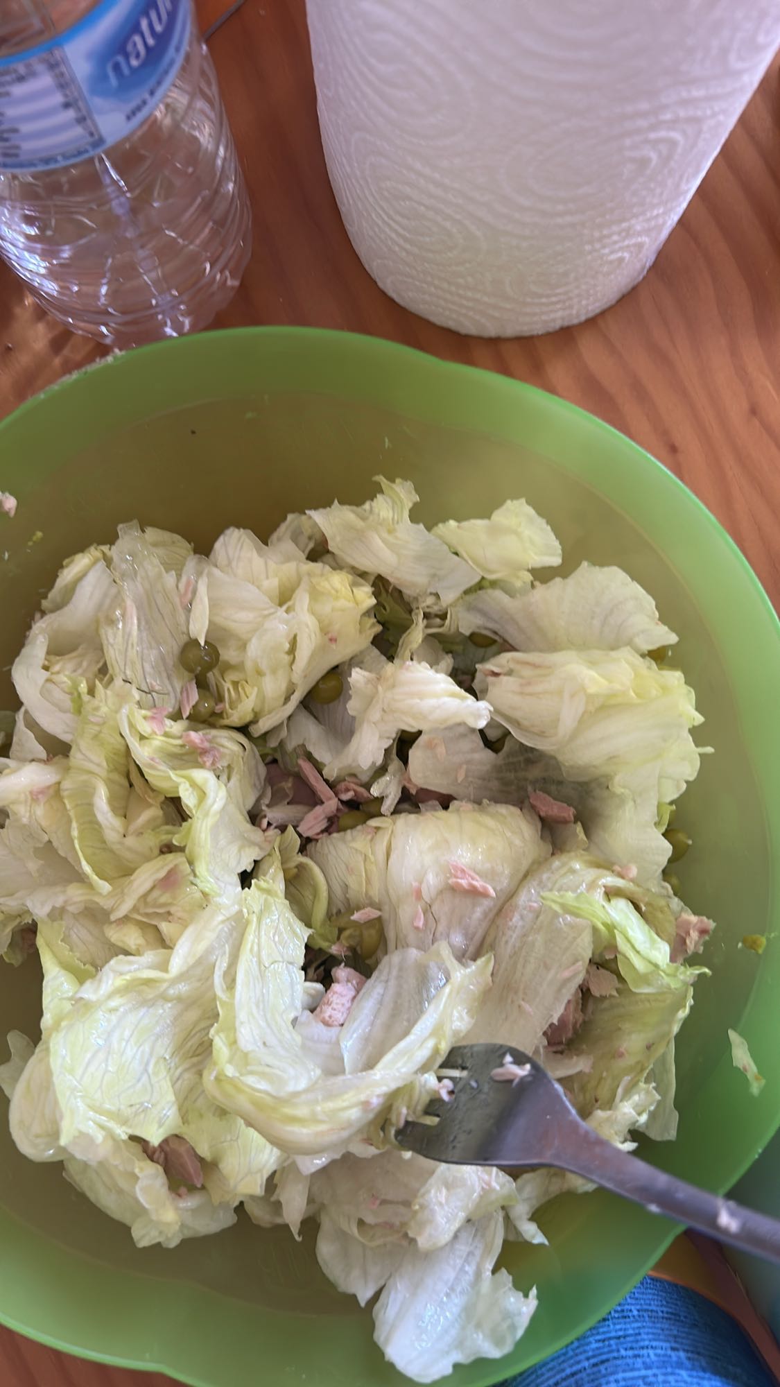 Ensalada de atún y lechuga