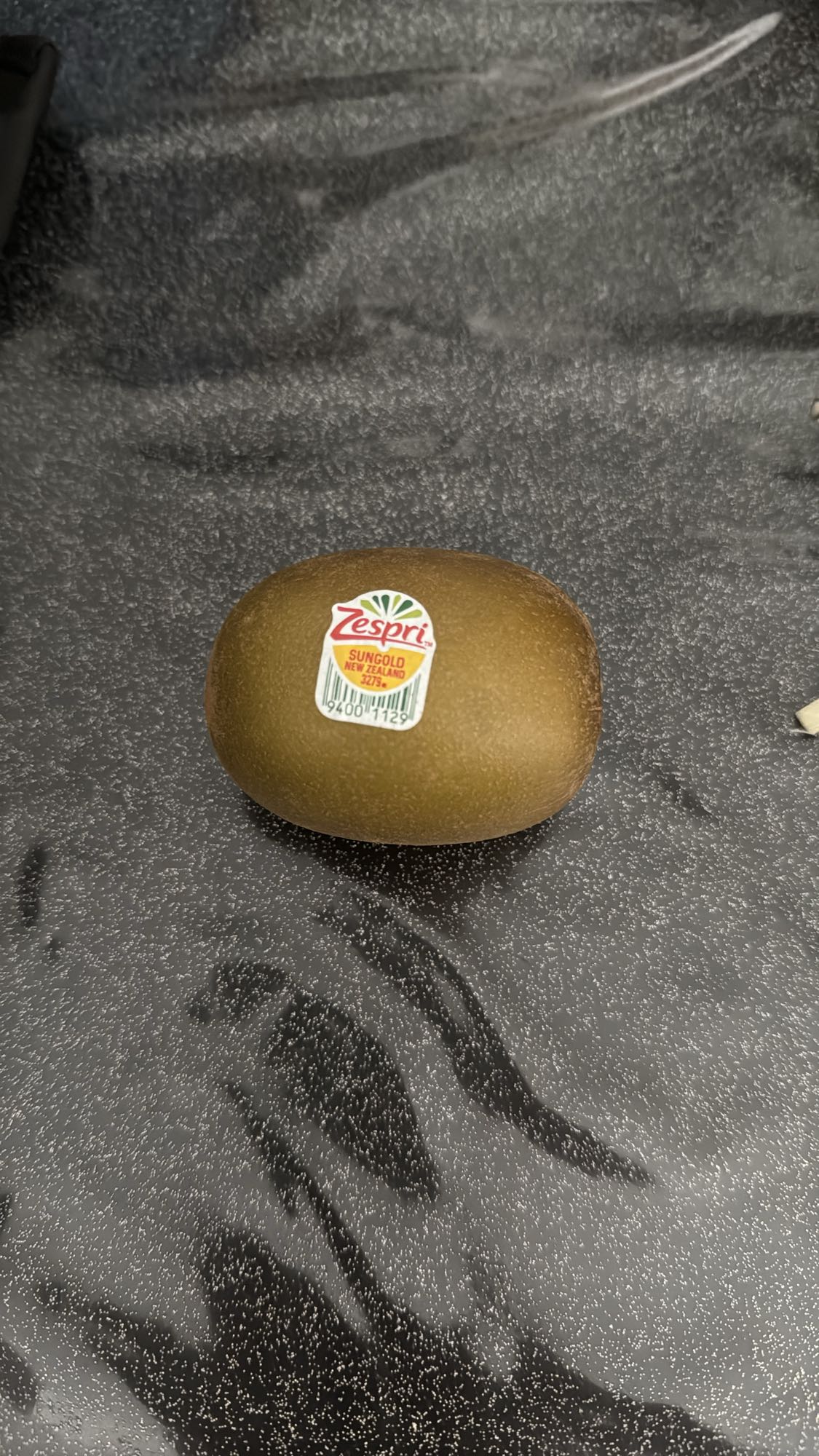 Kiwi doré entier
