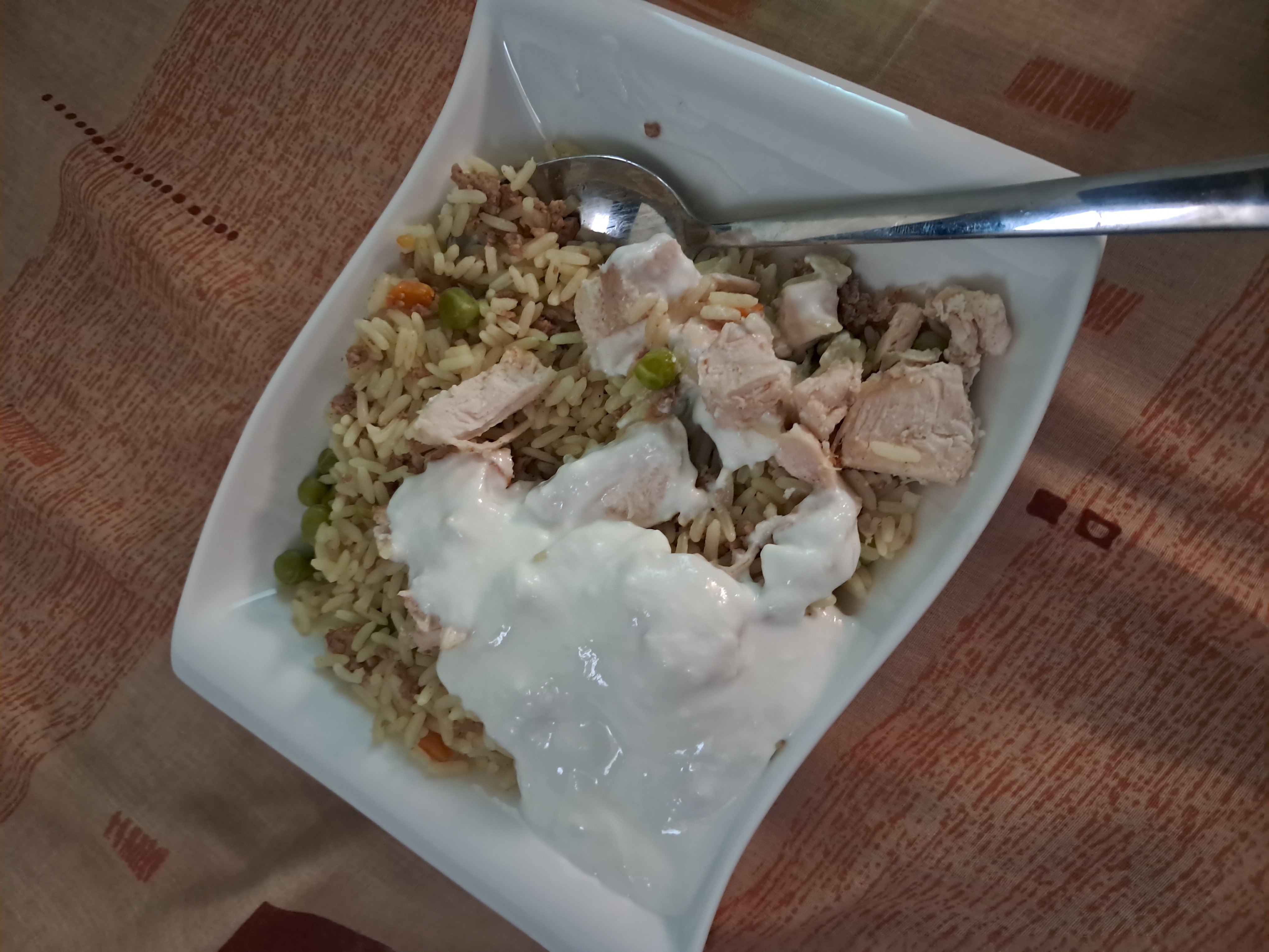 Chicken rice with yogurt